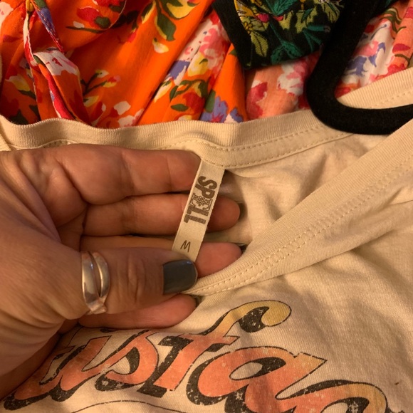 Spell & the gypsy tee - Picture 3 of 3